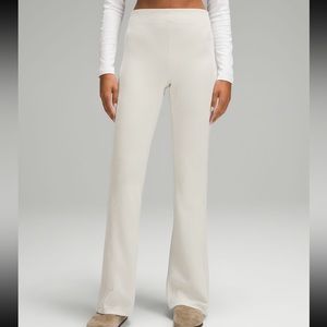 LULULEMON Brushed Softstreme Ribbed Zip Flared Pant 32.5” - Bone